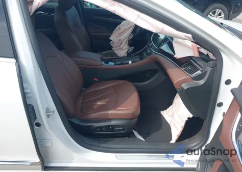 2019 Buick Lacrosse Awd Avenir from USA, damaged, VIN 1G4ZV5SS4KU105538